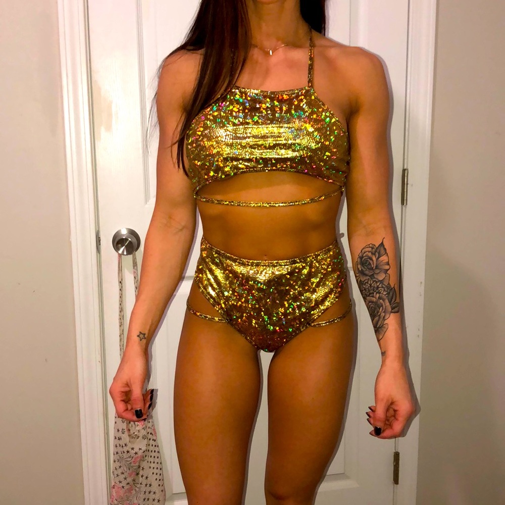 Gold 2 piece raves set